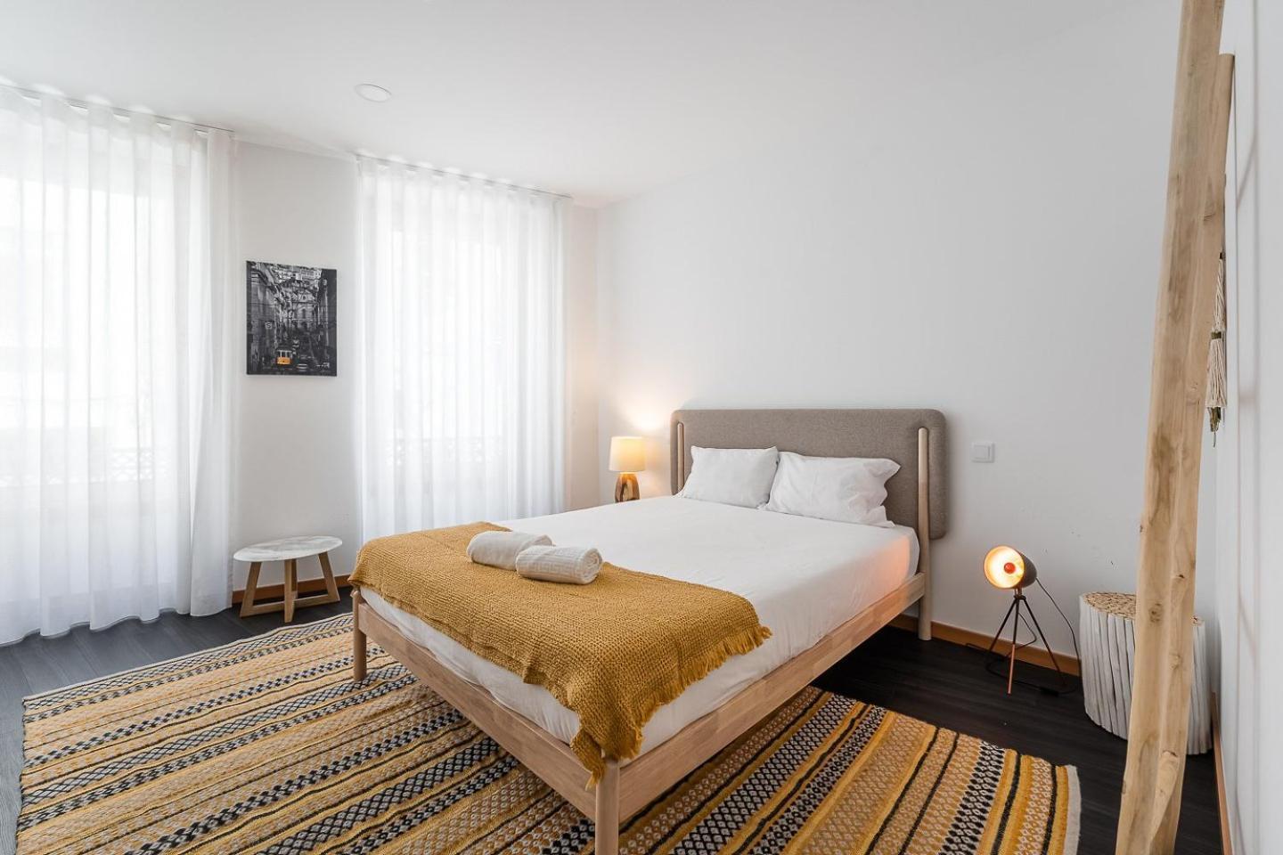 Guestready - Bright Duplex In Downtown Hotell Porto Eksteriør bilde