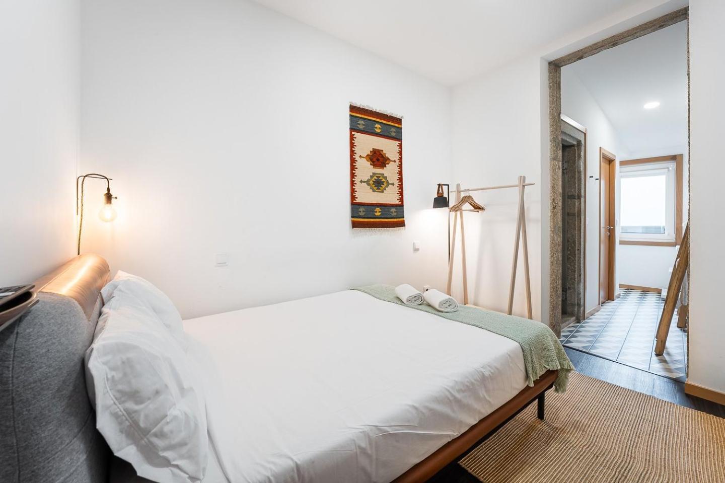 Guestready - Bright Duplex In Downtown Hotell Porto Eksteriør bilde