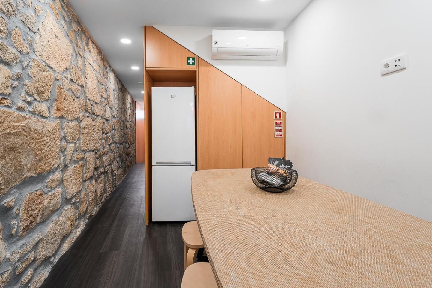 Guestready - Bright Duplex In Downtown Hotell Porto Eksteriør bilde